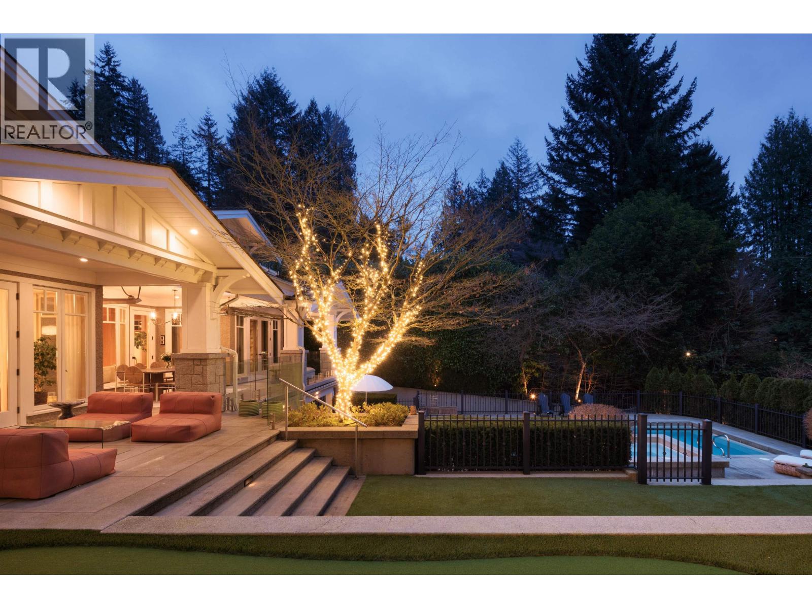 2955 ROSEBERY AVENUE, West Vancouver