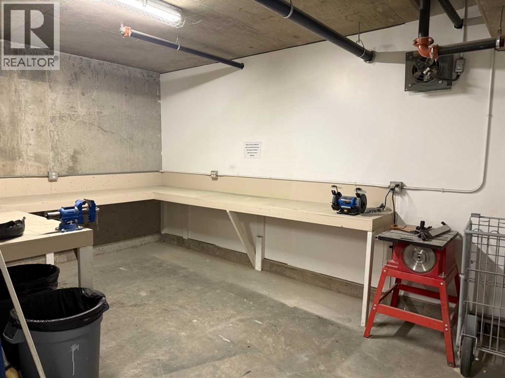 Single Family House for Sale in   Hemlock Crescent SW Spruce Cliff Calgary 