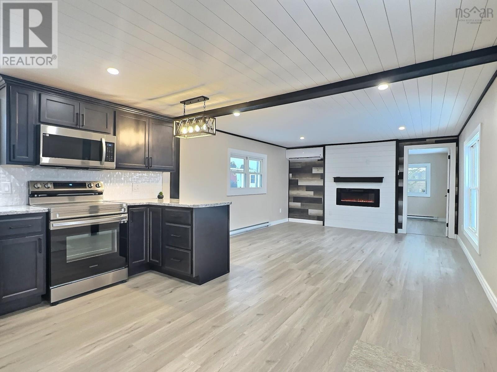 31 Butler Drive - Photo 2 of 20, Bible Hill, Nova Scotia