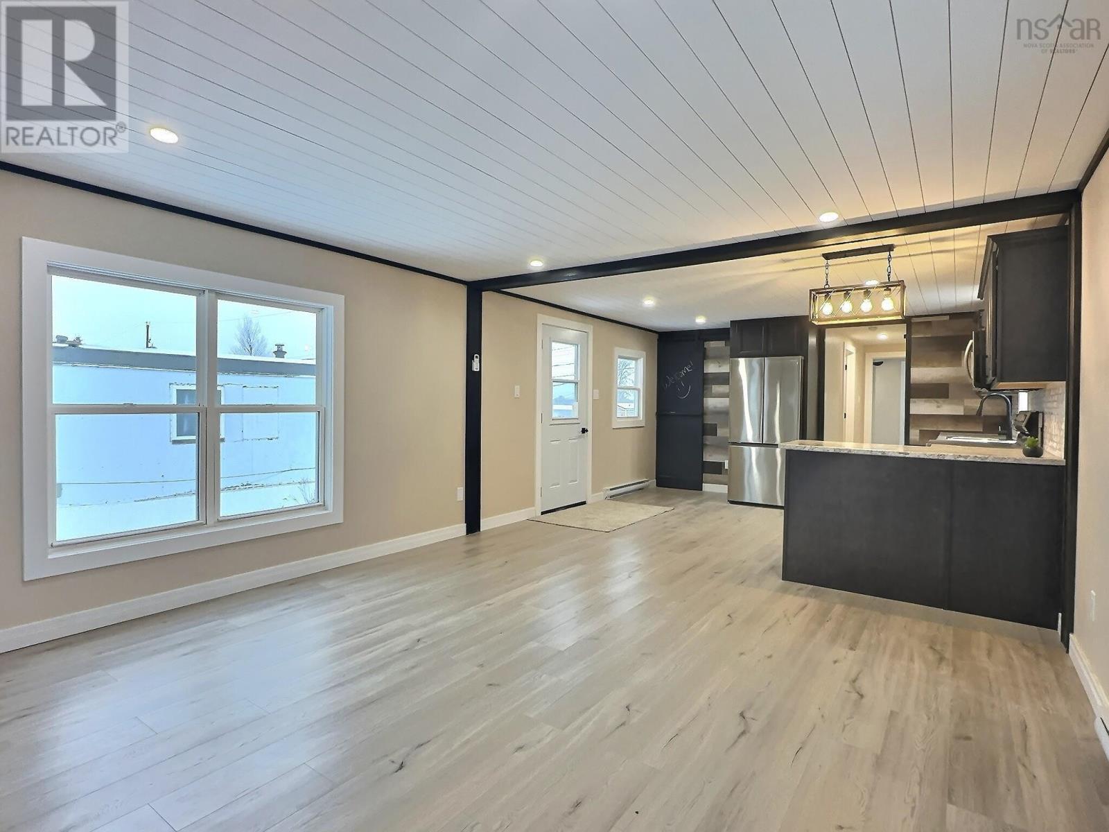 31 Butler Drive - Photo 5 of 20, Bible Hill, Nova Scotia