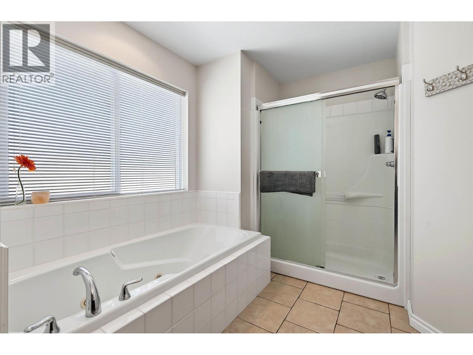 370 WYNDHAVEN PLACE - 27