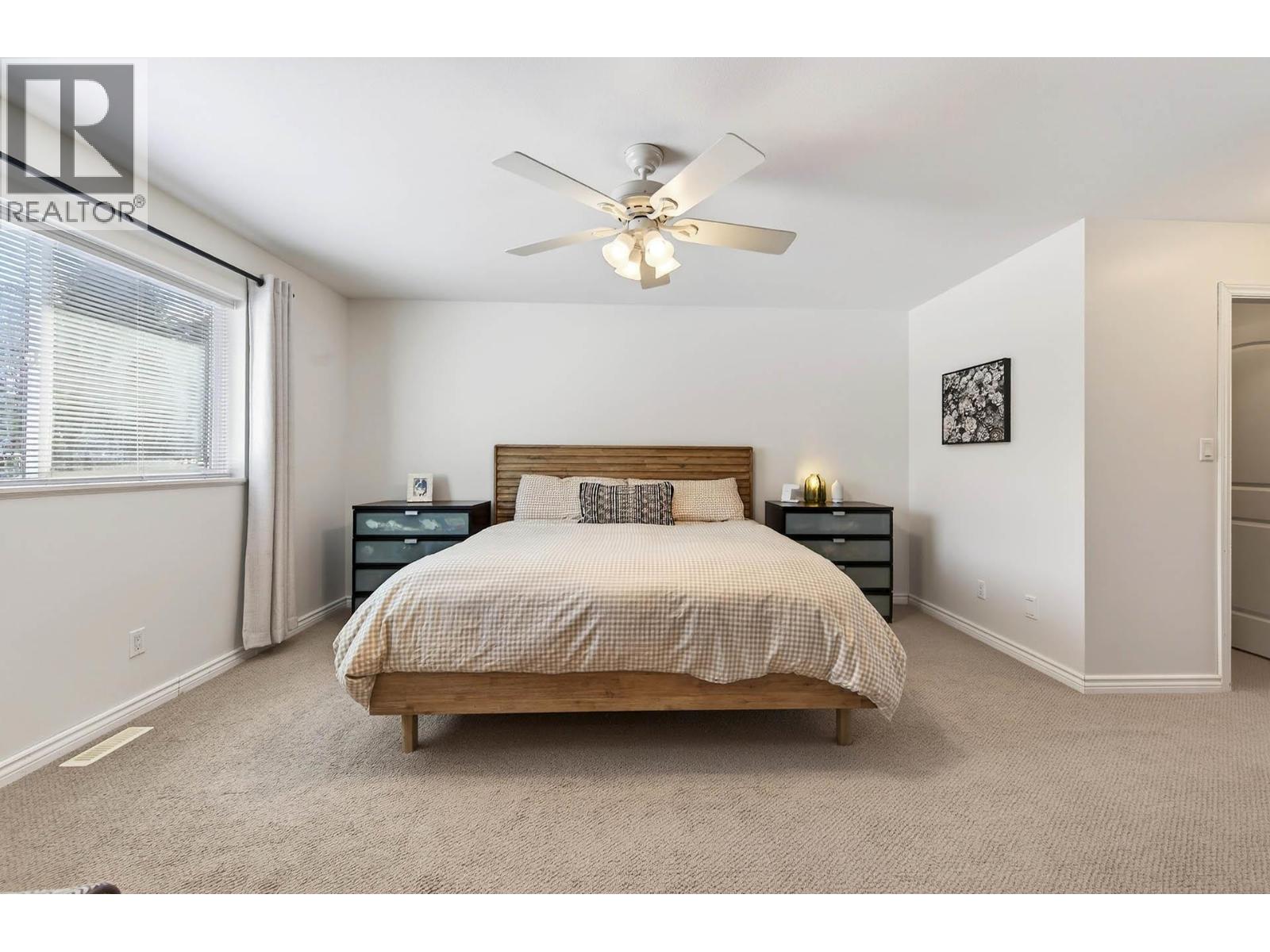 370 WYNDHAVEN PLACE - 22