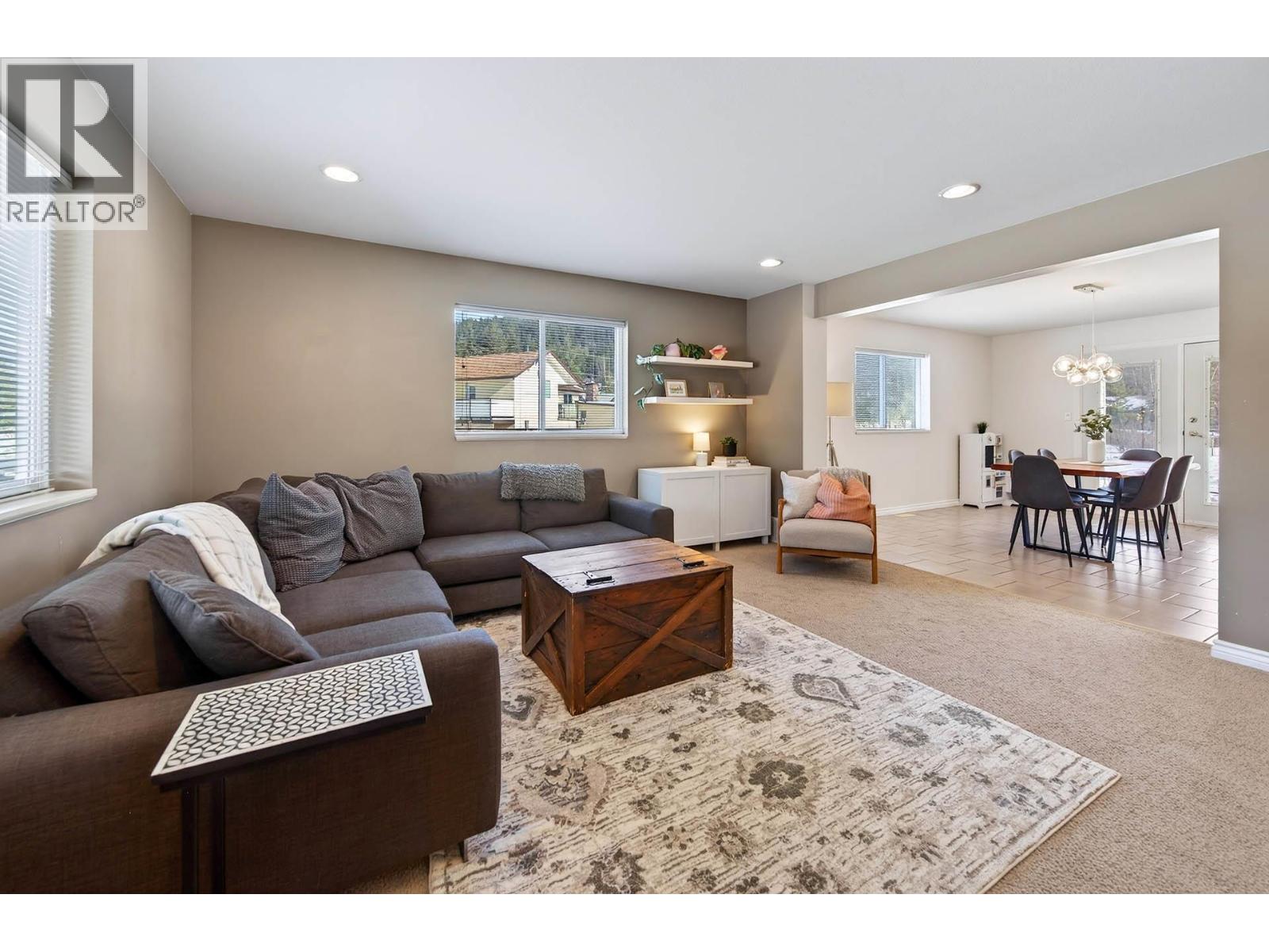 370 WYNDHAVEN PLACE - 15