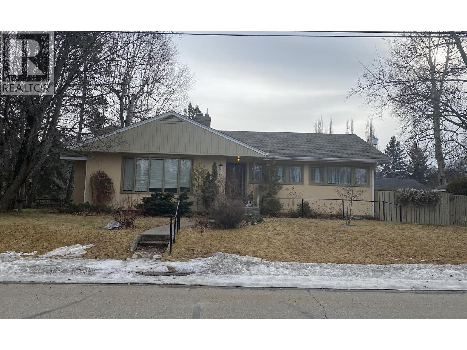 125 15TH Avenue - photo 2