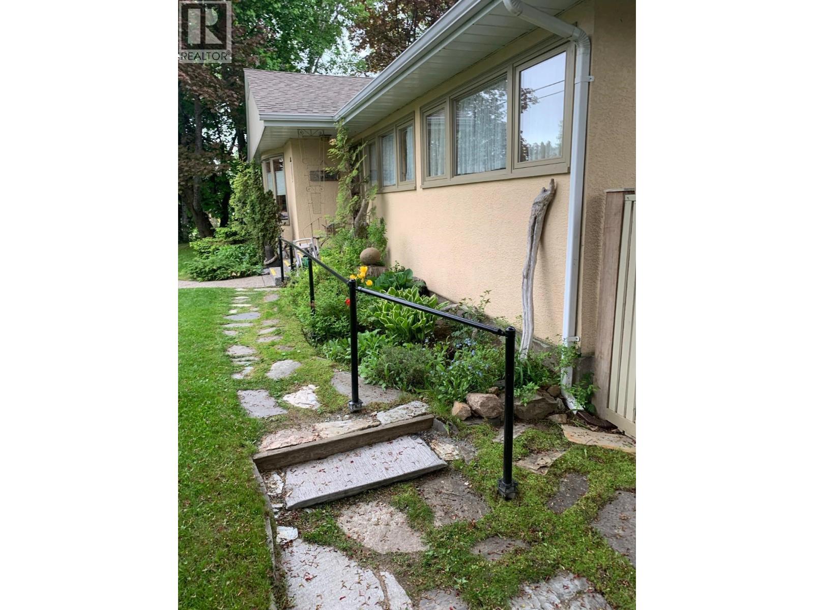 125 15TH AVENUE - 30