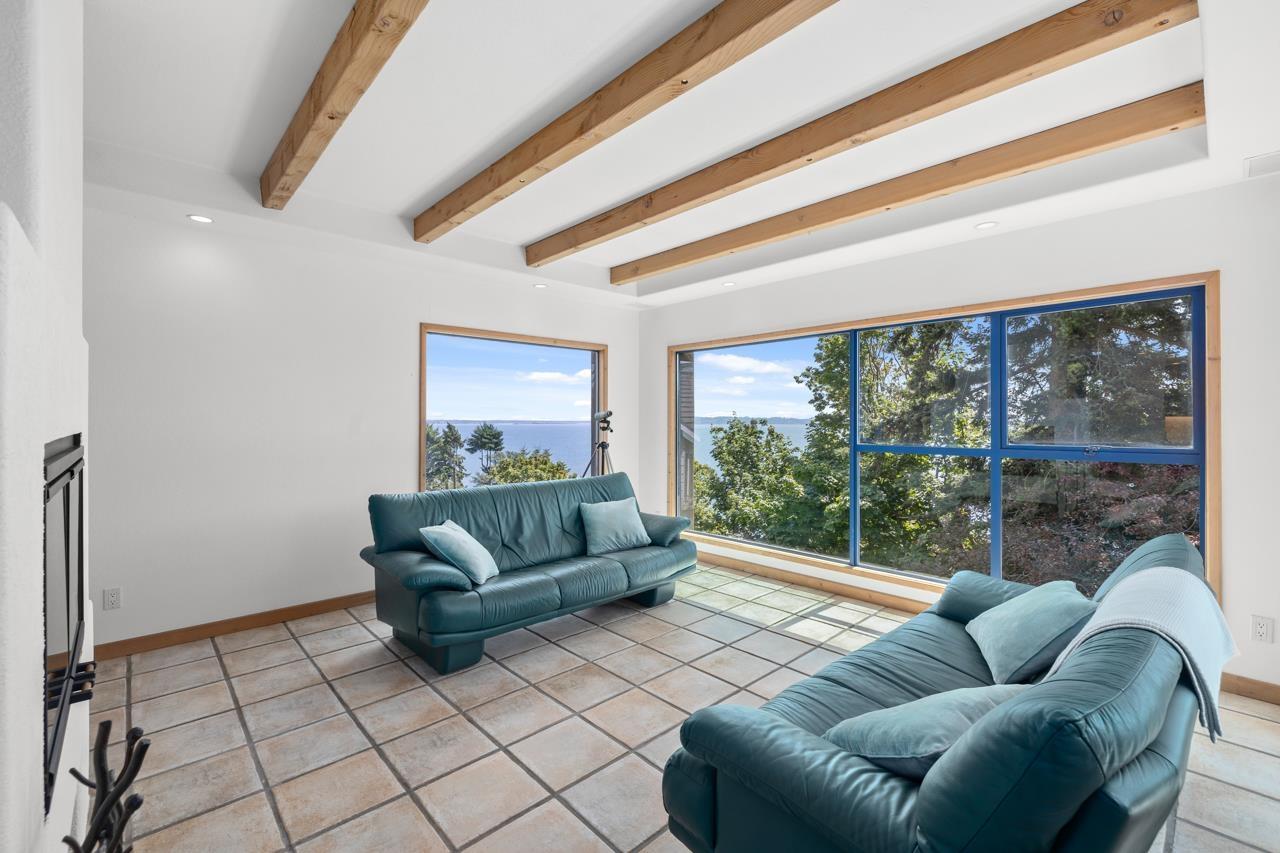 13102 13 AVENUE, Surrey