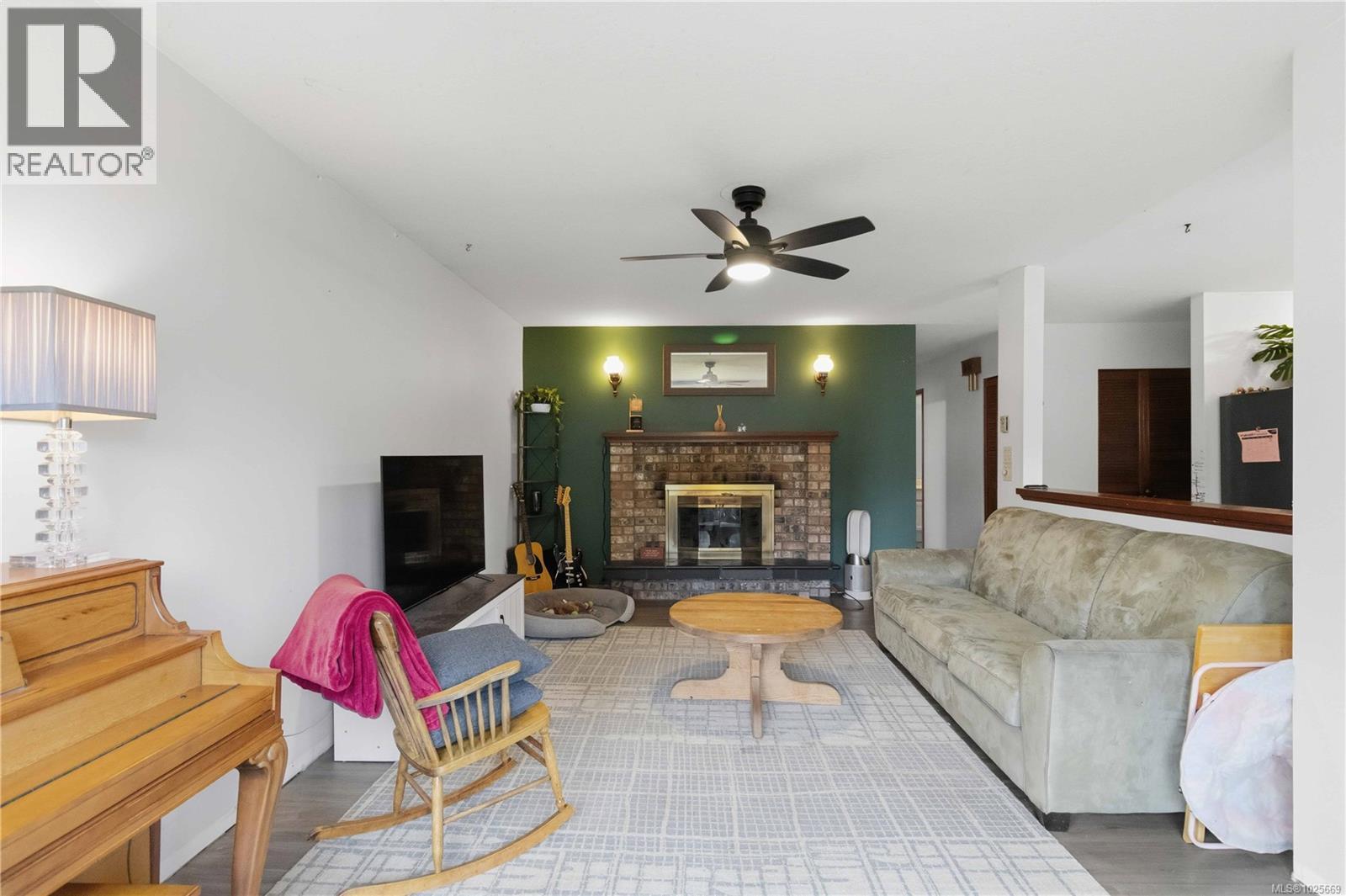  2629 Sooke Road, Langford