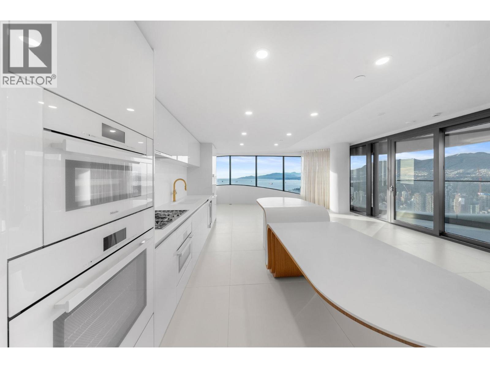 4503 1033 NELSON STREET, Vancouver