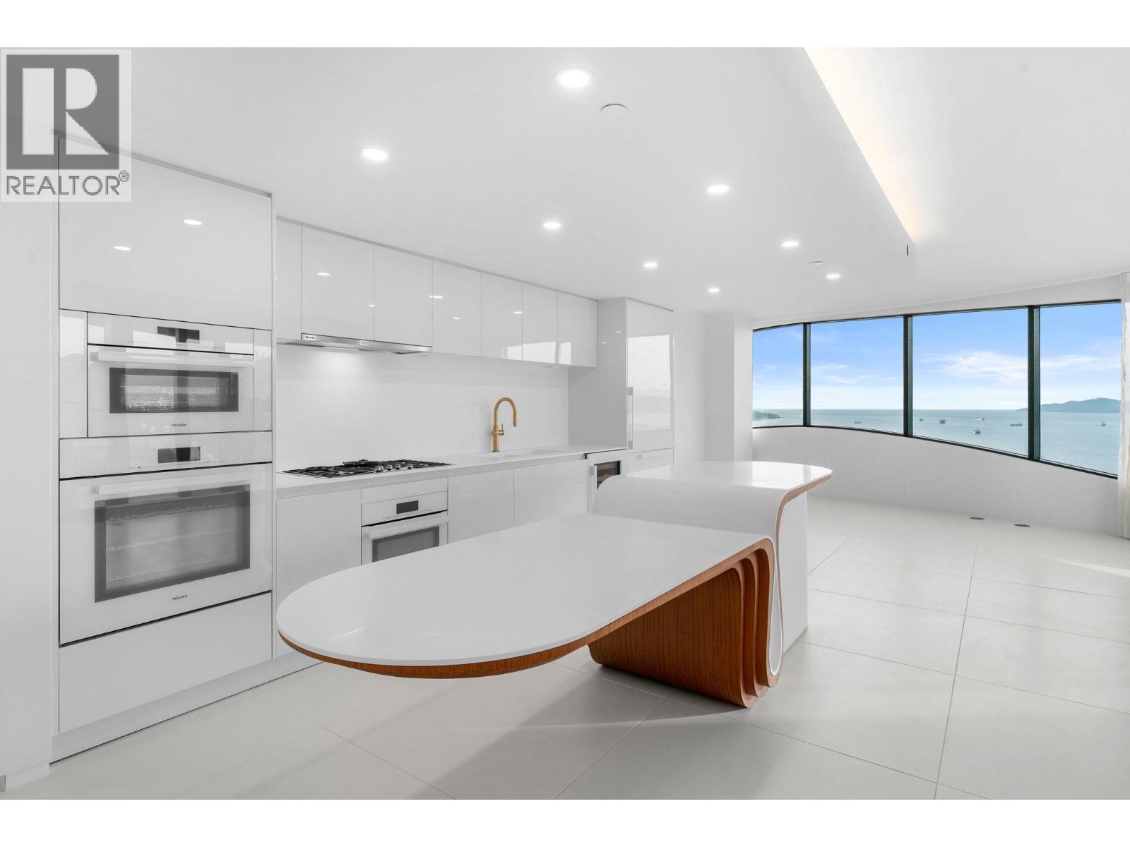 4503 1033 NELSON STREET, Vancouver