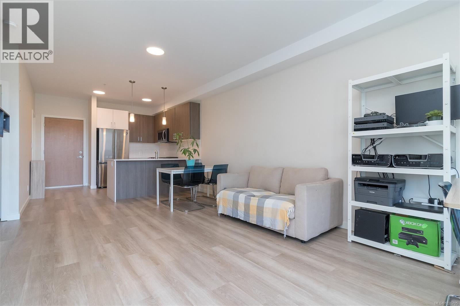 #504 815 ORONO AVE - 7