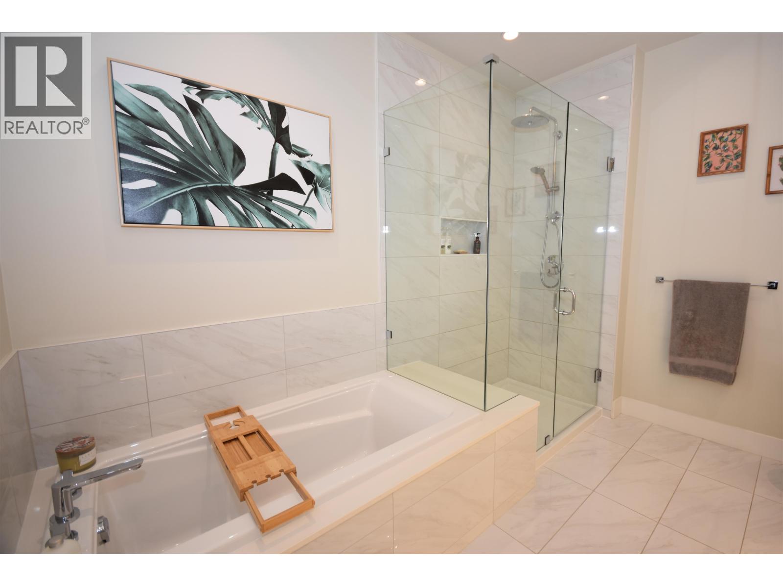 #229-5535 ADMIRAL Way, Delta