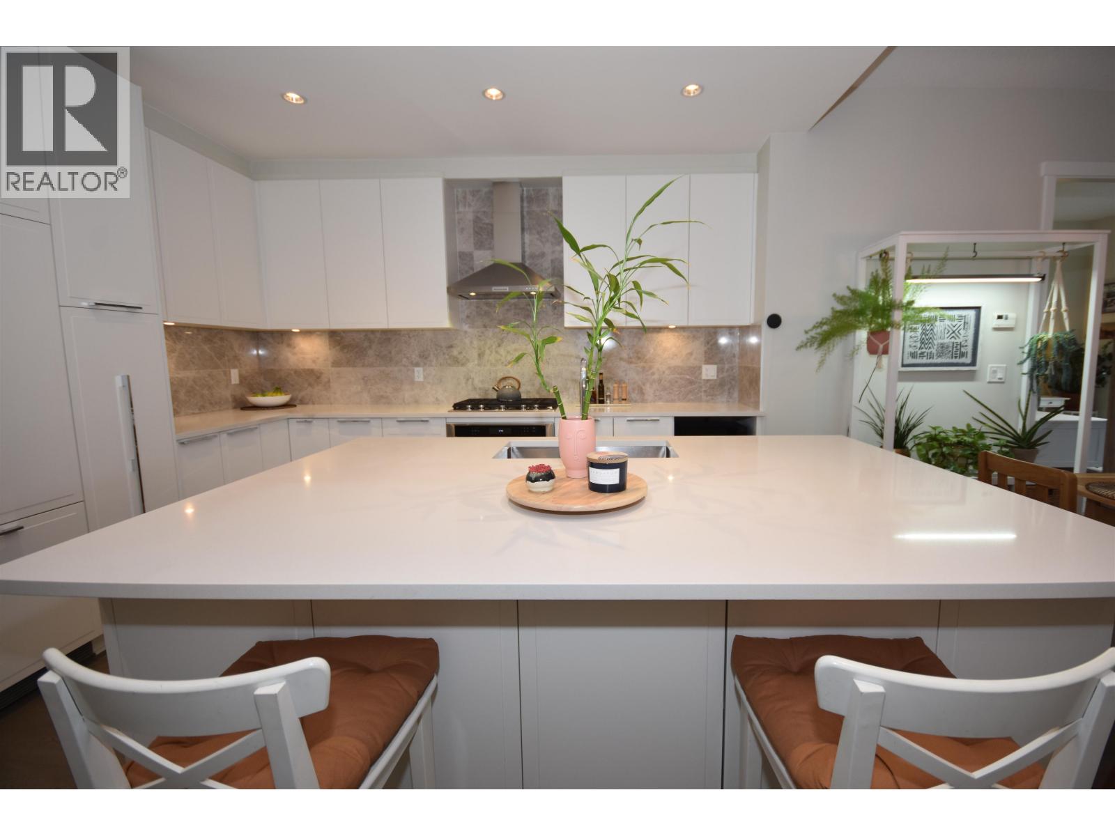 #229-5535 ADMIRAL Way, Delta