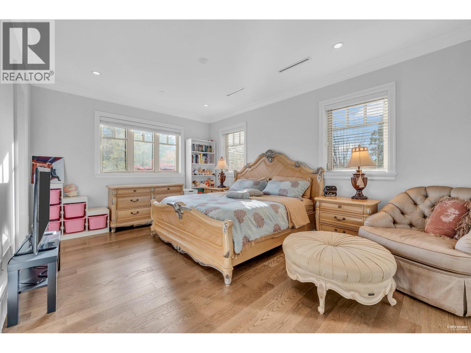 7458 MAPLE STREET, Vancouver