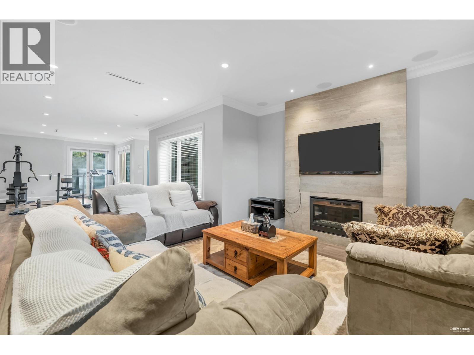 7458 MAPLE STREET, Vancouver