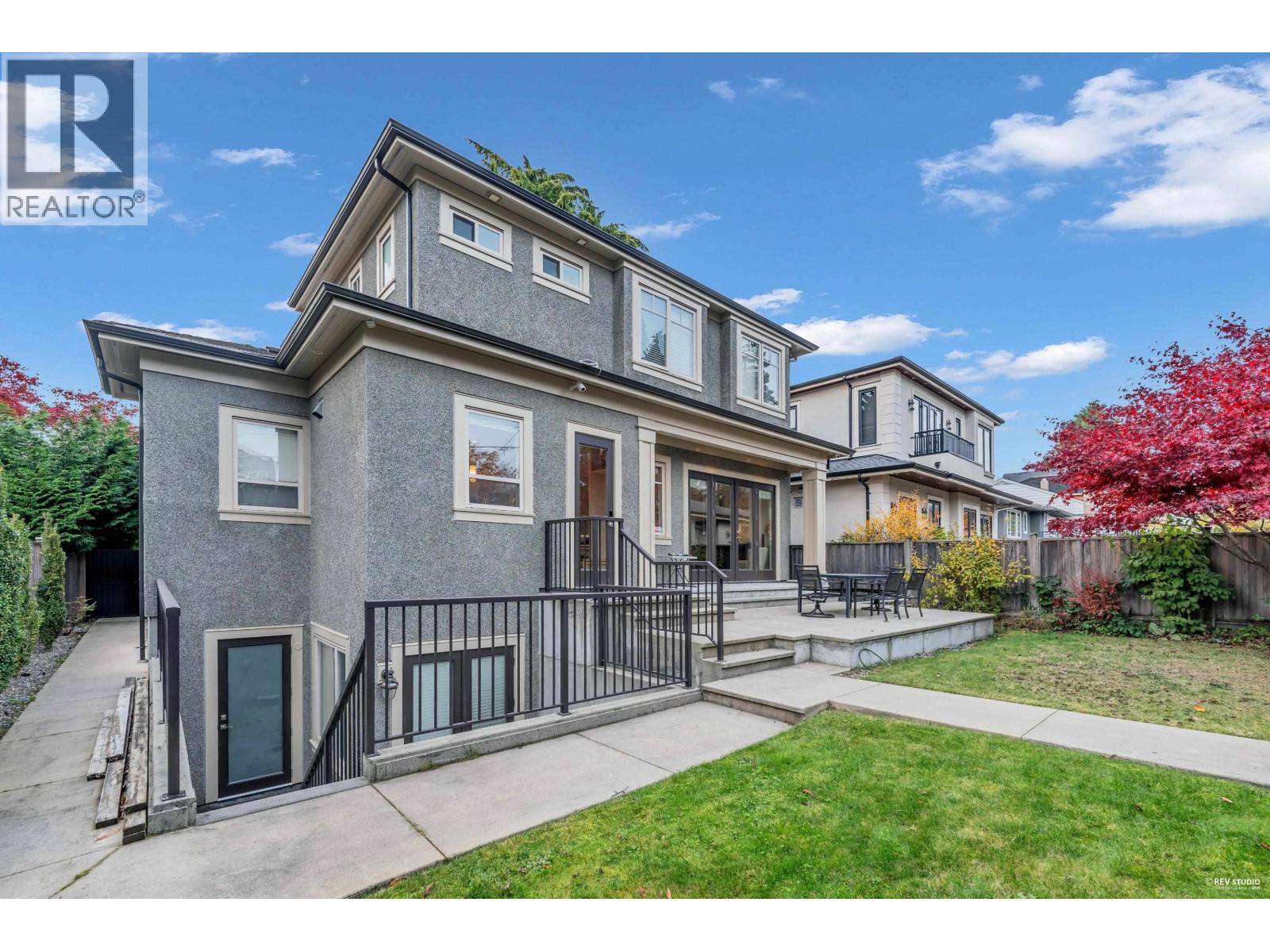 7458 MAPLE STREET, Vancouver