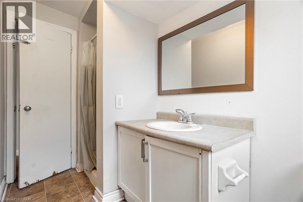 261 WATER STREET - 33