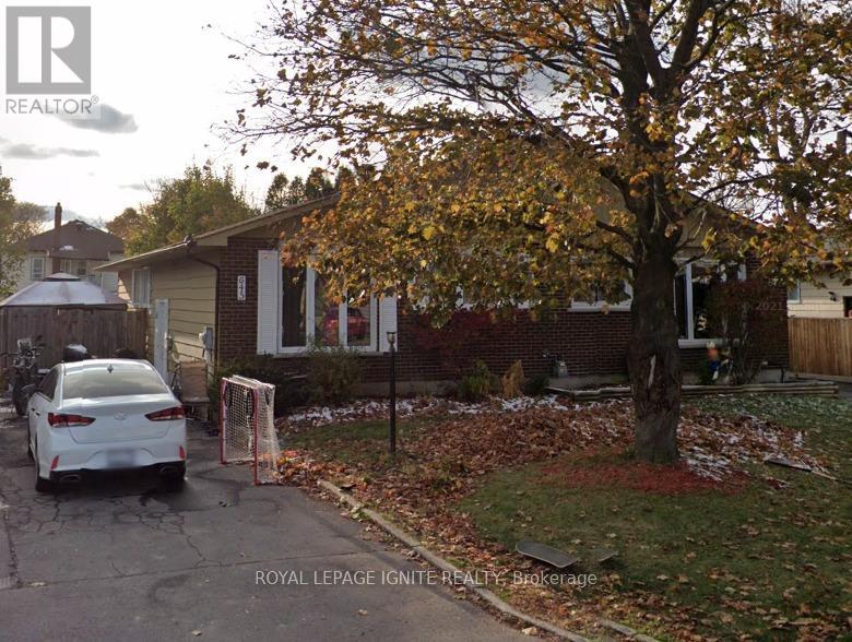645 CHAMPLAIN DRIVE - 1