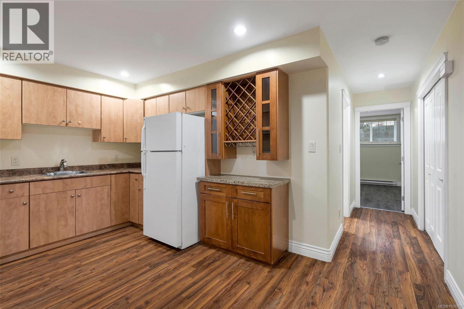  3924 Druce Lane, Saanich