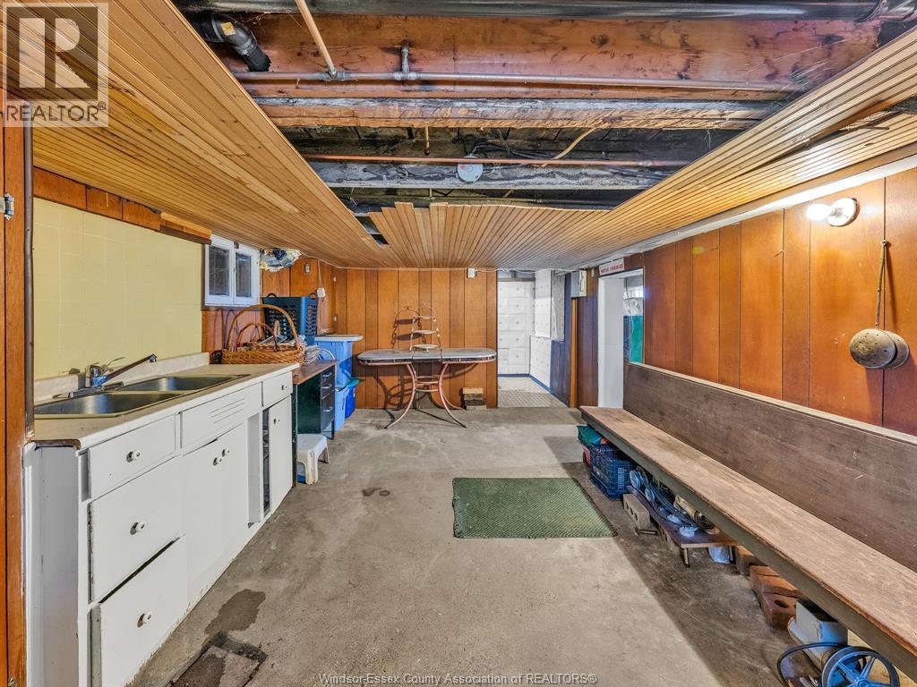 1025 LANGLOIS AVENUE, Windsor, Ontario
