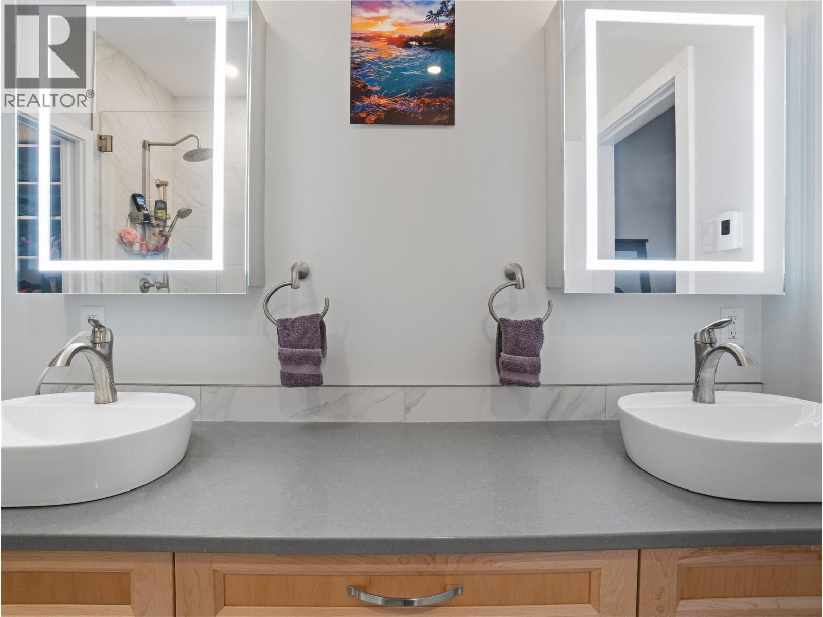 #6 2715 Golf Course Drive, Blind Bay