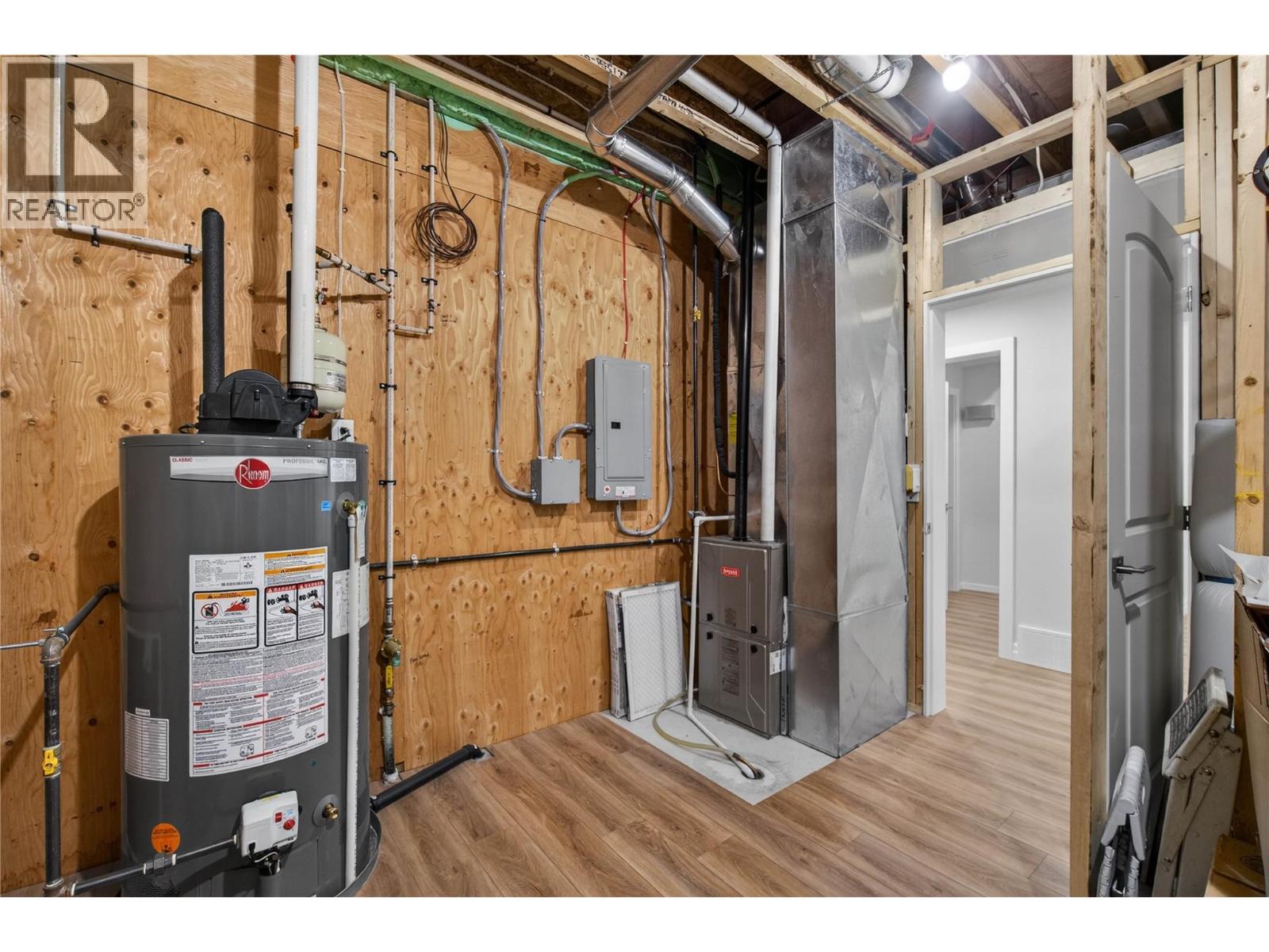 #6 2715 Golf Course Drive, Blind Bay