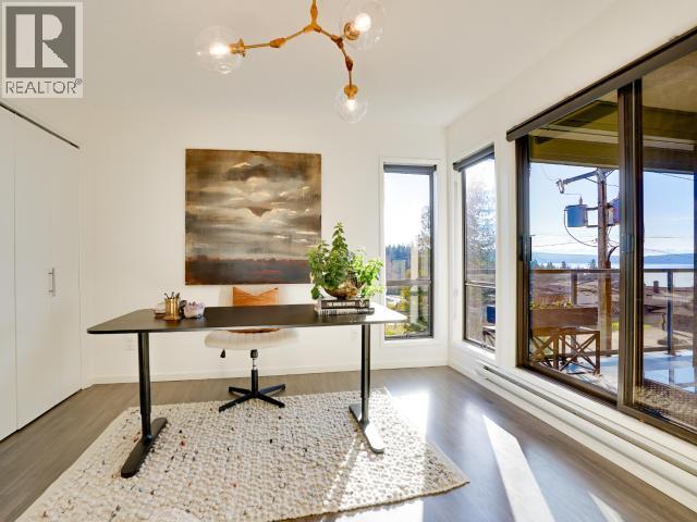 12-3818 JOYCE AVE, Powell River