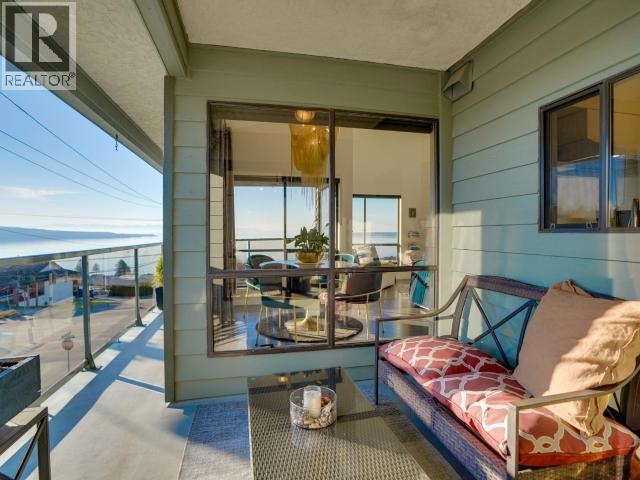 12-3818 JOYCE AVE, Powell River