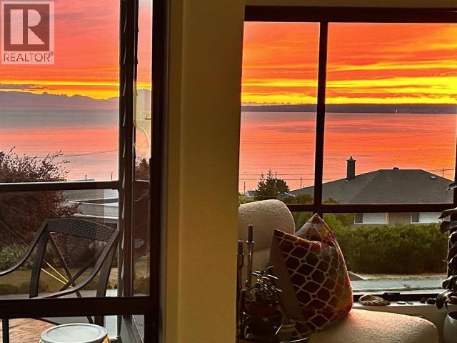 12-3818 JOYCE AVE, Powell River