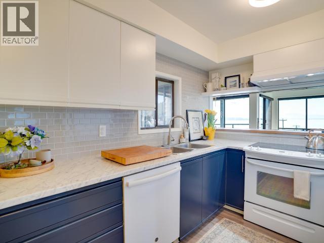 12-3818 JOYCE AVE, Powell River