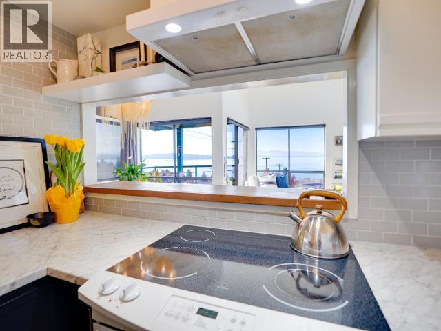 12-3818 JOYCE AVE, Powell River