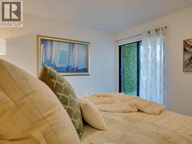 12-3818 JOYCE AVE, Powell River