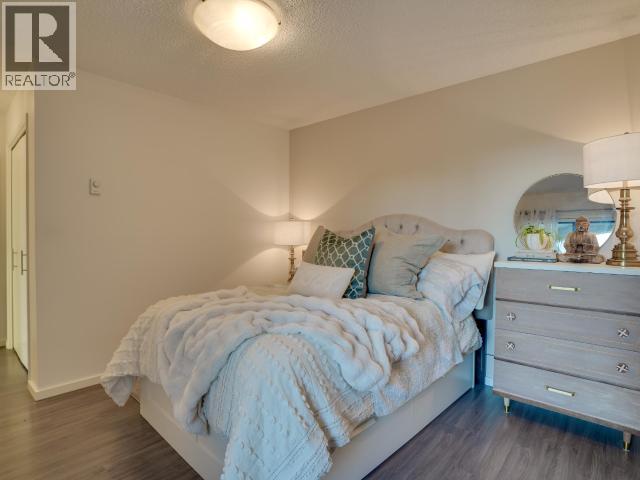 12-3818 JOYCE AVE, Powell River