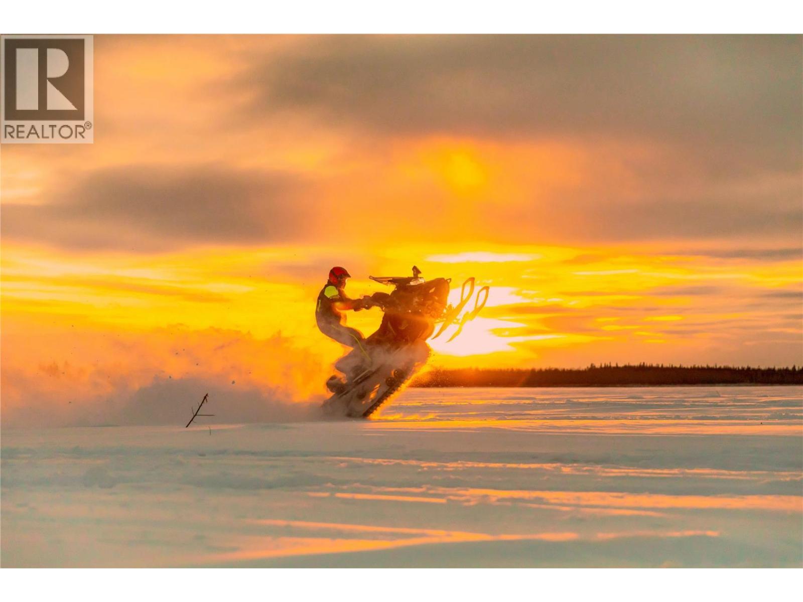 1 1910 11 Avenue Northeast, Salmon Arm