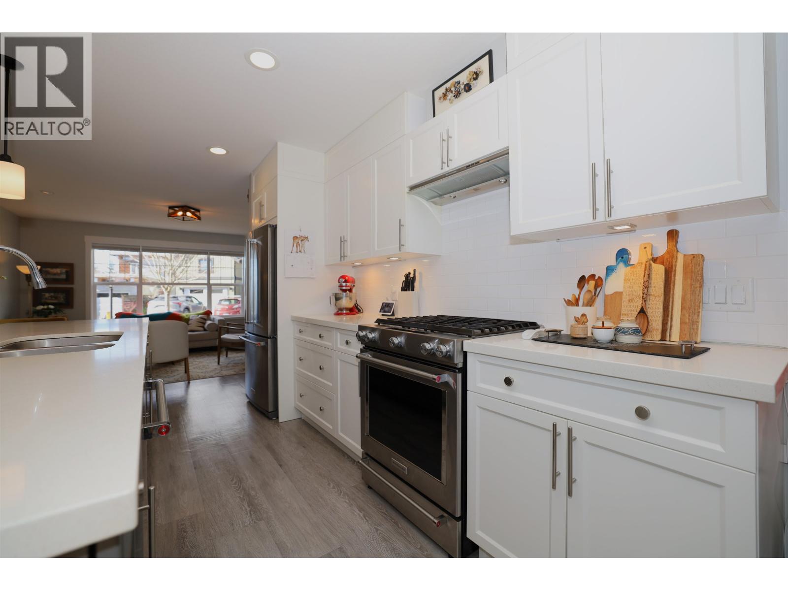 766 COOPER LANE, Gibsons