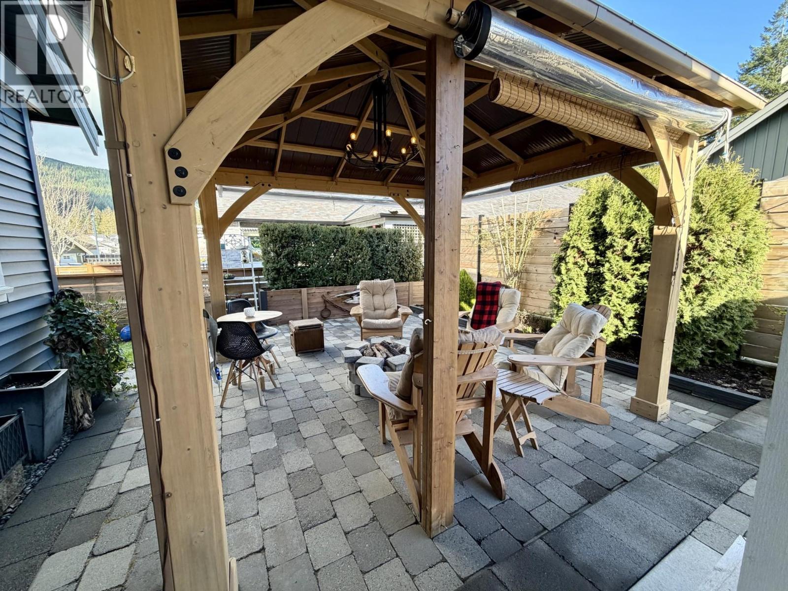 766 COOPER LANE, Gibsons