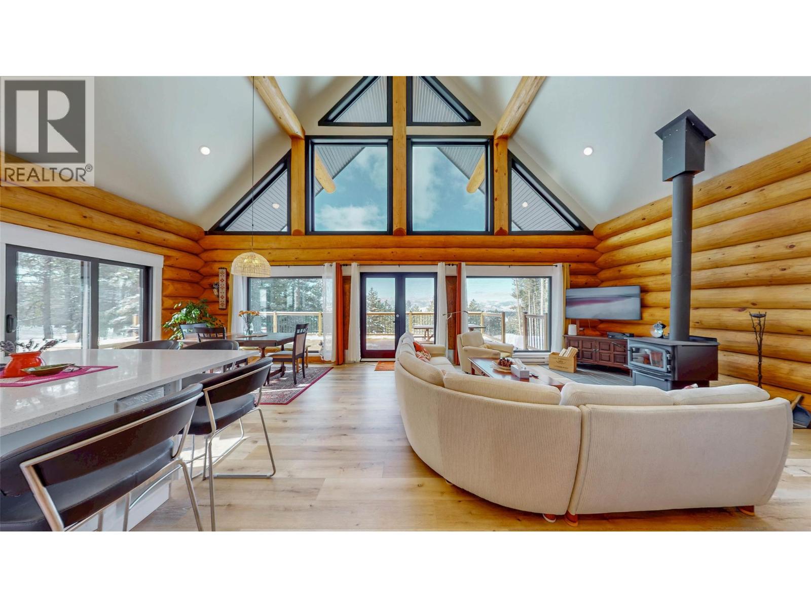 185 CARIBOU Way - 2