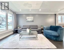 Family room - 3 Mosedale Crescent, Toronto, ON M2J3A3 Photo 6
