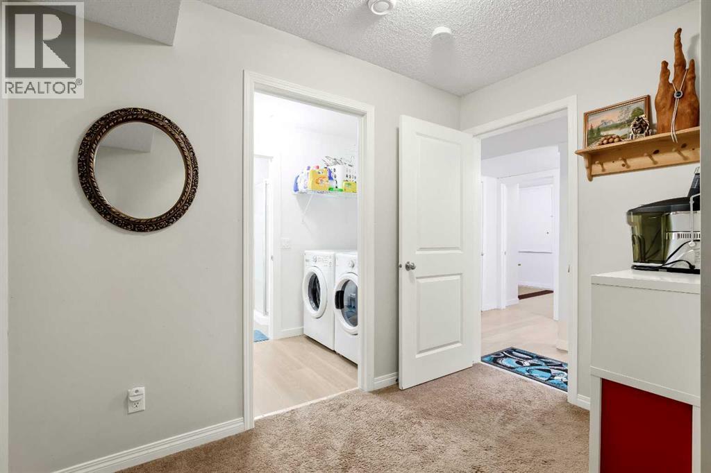 Single Family House for Sale in  Saddlebrook Drive NE Saddle Ridge Calgary 