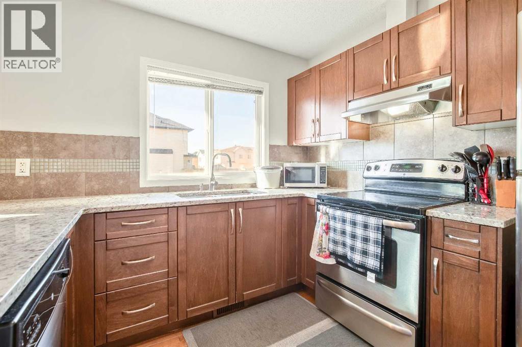 Single Family House for Sale in  Saddlebrook Drive NE Saddle Ridge Calgary 