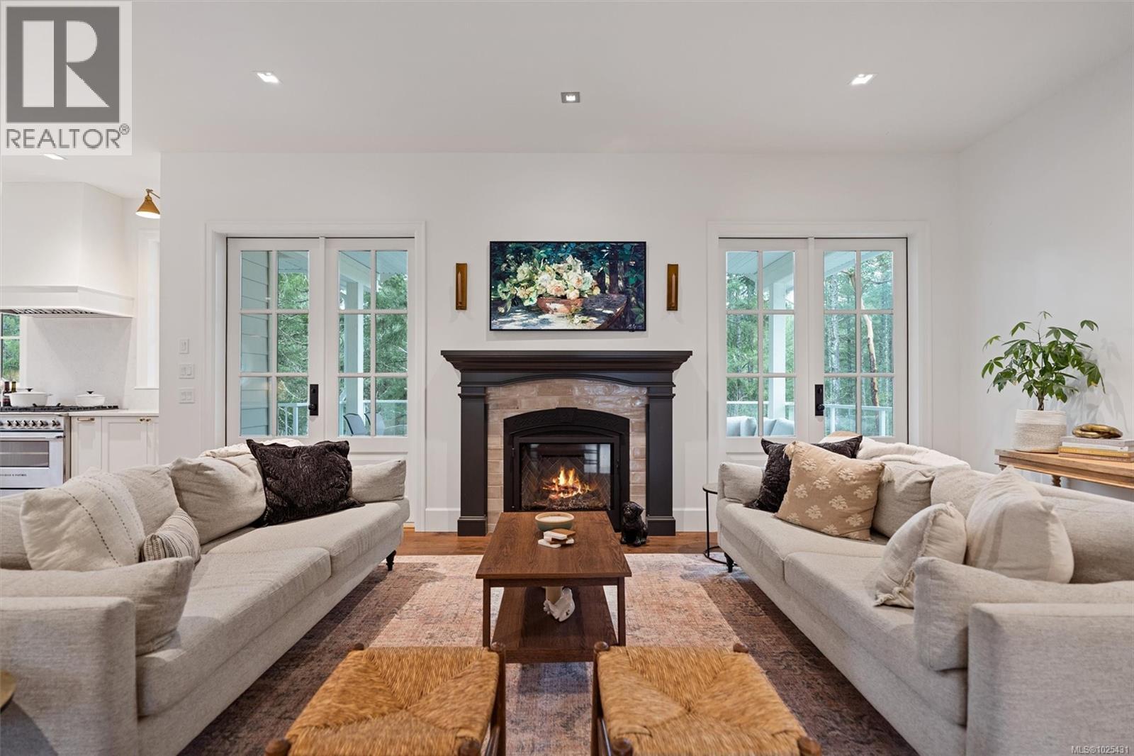  1727 Mary Place, Highlands