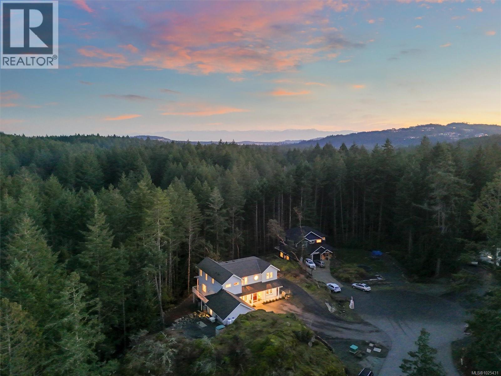  1727 Mary Place, Highlands