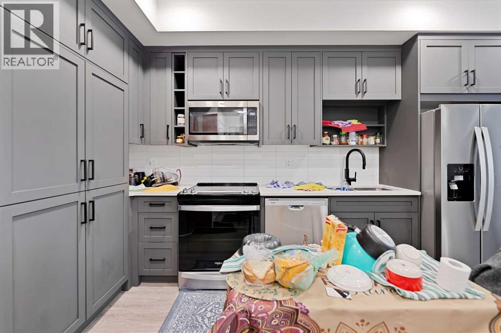 Single Family House for Sale in   University Avenue NW University District Calgary 