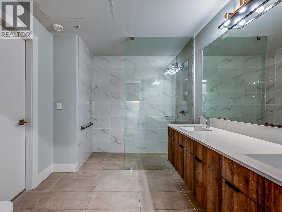 #107-4686 51 Street, Delta