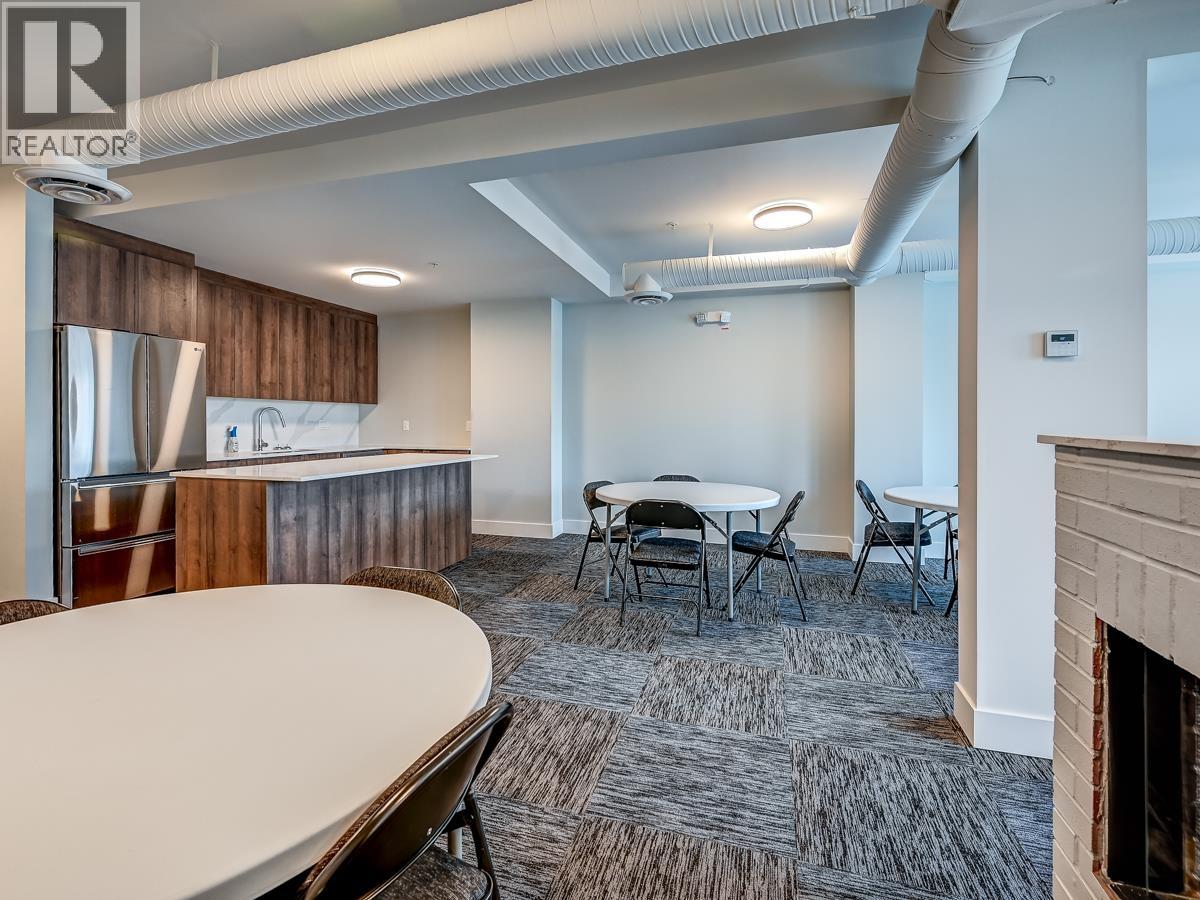 #107-4686 51 Street, Delta