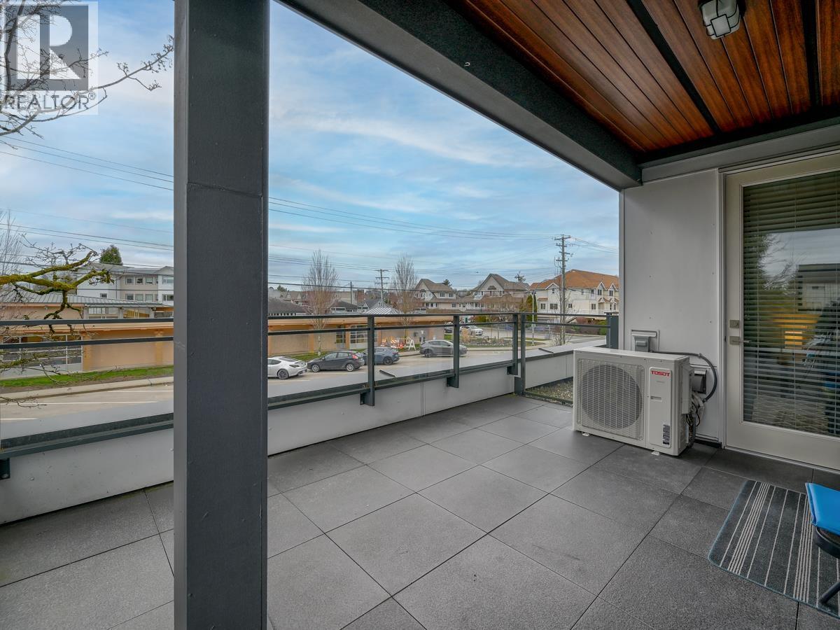 #107-4686 51 Street, Delta