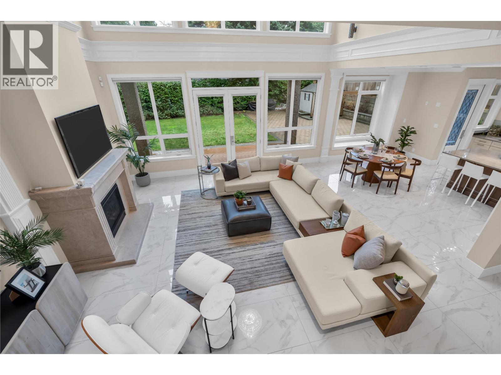 8168 HUNTER STREET, Burnaby