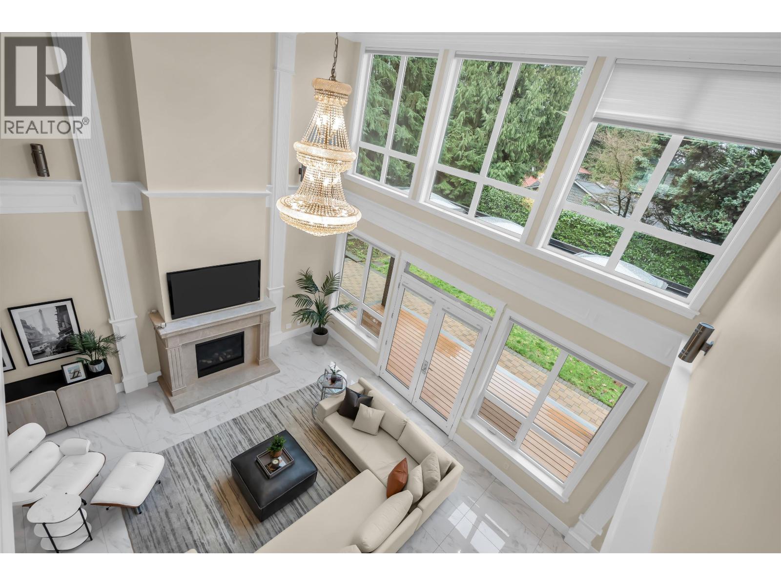 8168 HUNTER STREET, Burnaby