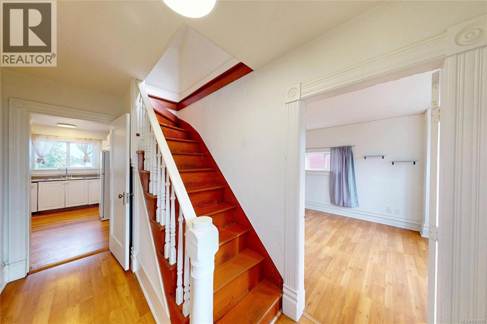  2943 Cedar Hill Road, Victoria