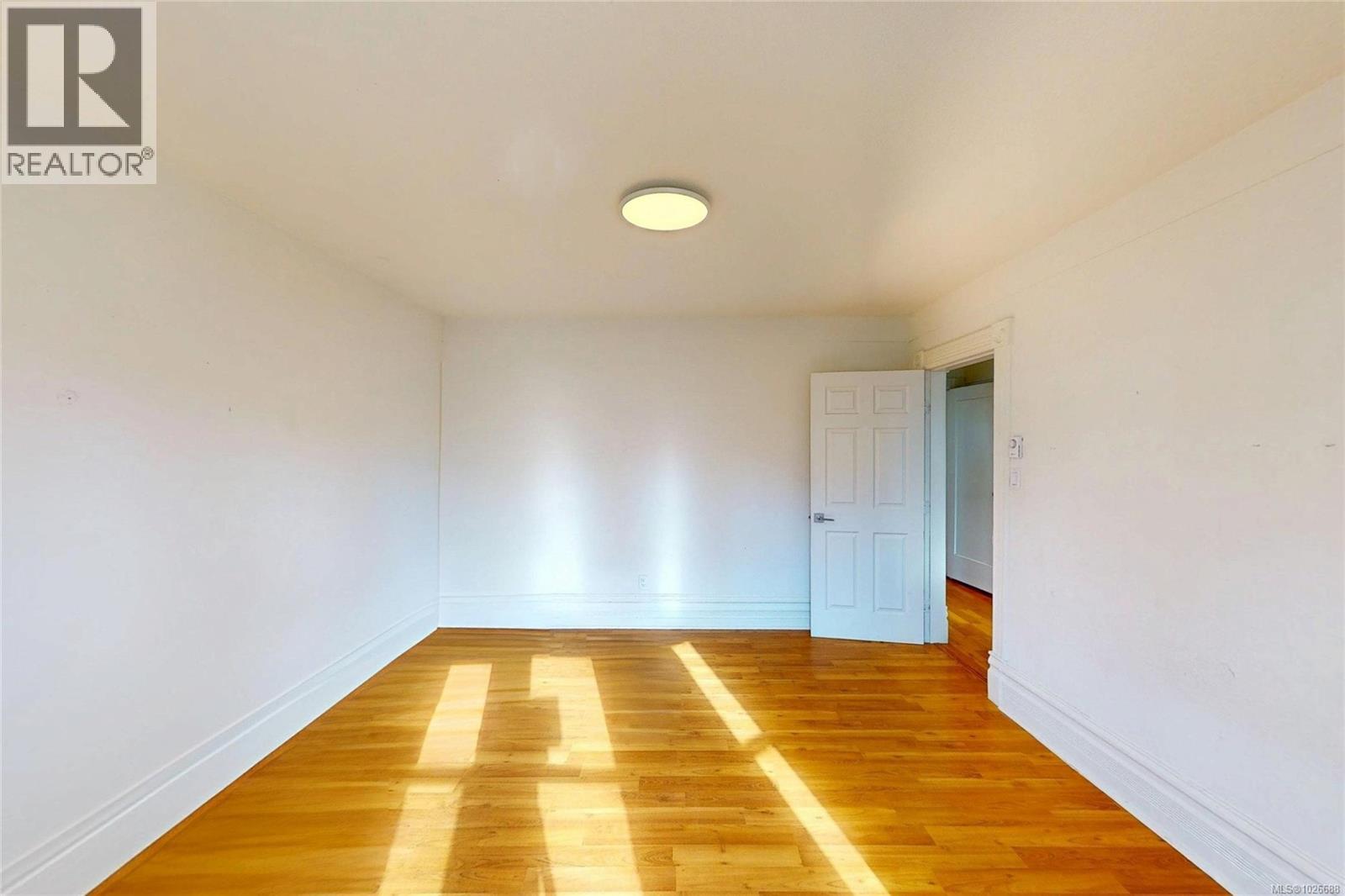  2943 Cedar Hill Road, Victoria