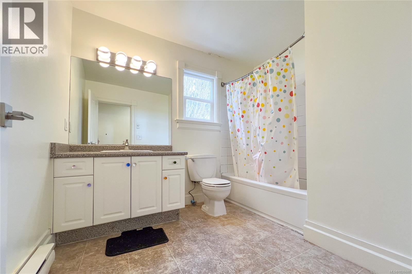  2943 Cedar Hill Road, Victoria